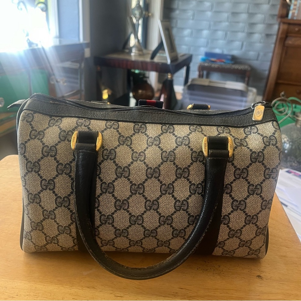 PRICE DROP!!! Authentic Vintage Gucci Boston Bag - Picture 2 of 12